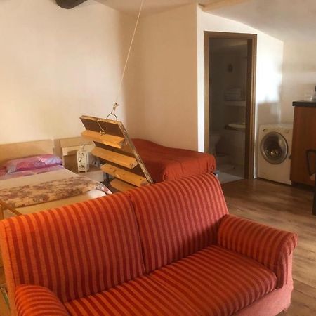 Lovely 1 Room Bedroom Loft, 20 Mins To Bgy Airport Pradalunga Exterior foto