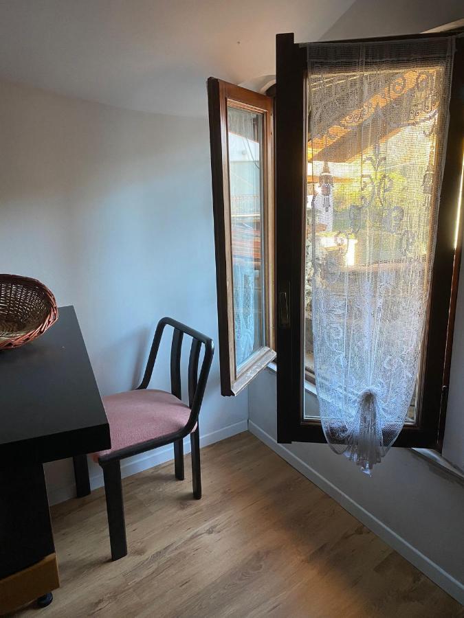 Lovely 1 Room Bedroom Loft, 20 Mins To Bgy Airport Pradalunga Exterior foto
