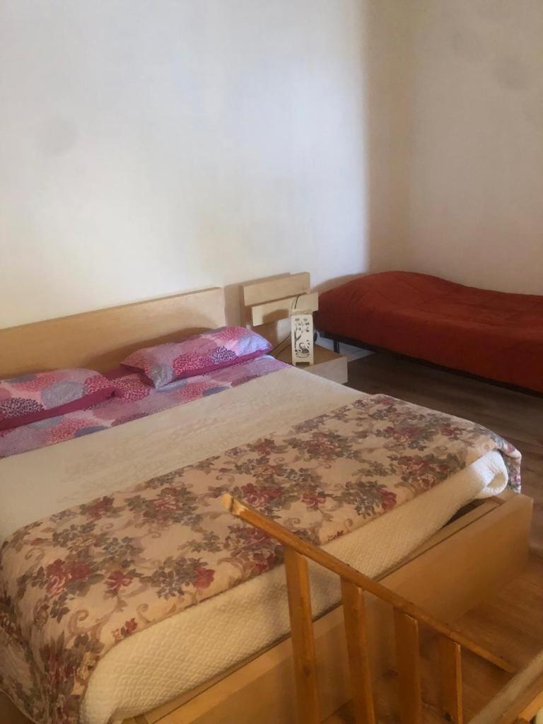 Lovely 1 Room Bedroom Loft, 20 Mins To Bgy Airport Pradalunga Exterior foto